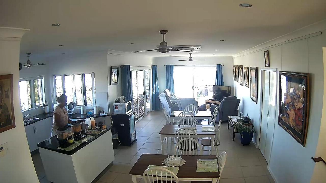 Margs Bed And Breakfast Bowen Exterior foto